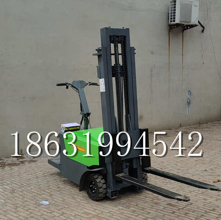 凌河区优程全电动叉车插腿式堆高车液压装卸车1.5吨升高小型站驾式铲车